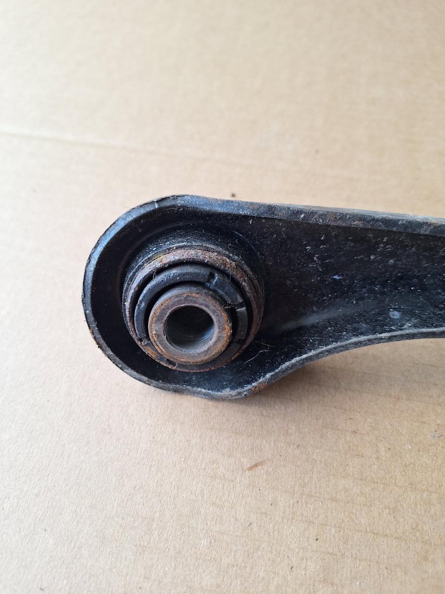 Brat de suspensie spate dreapta VOLKSWAGEN TOURAN 1T1, 1T2 2003 - 2010 2.0 TDI BMM