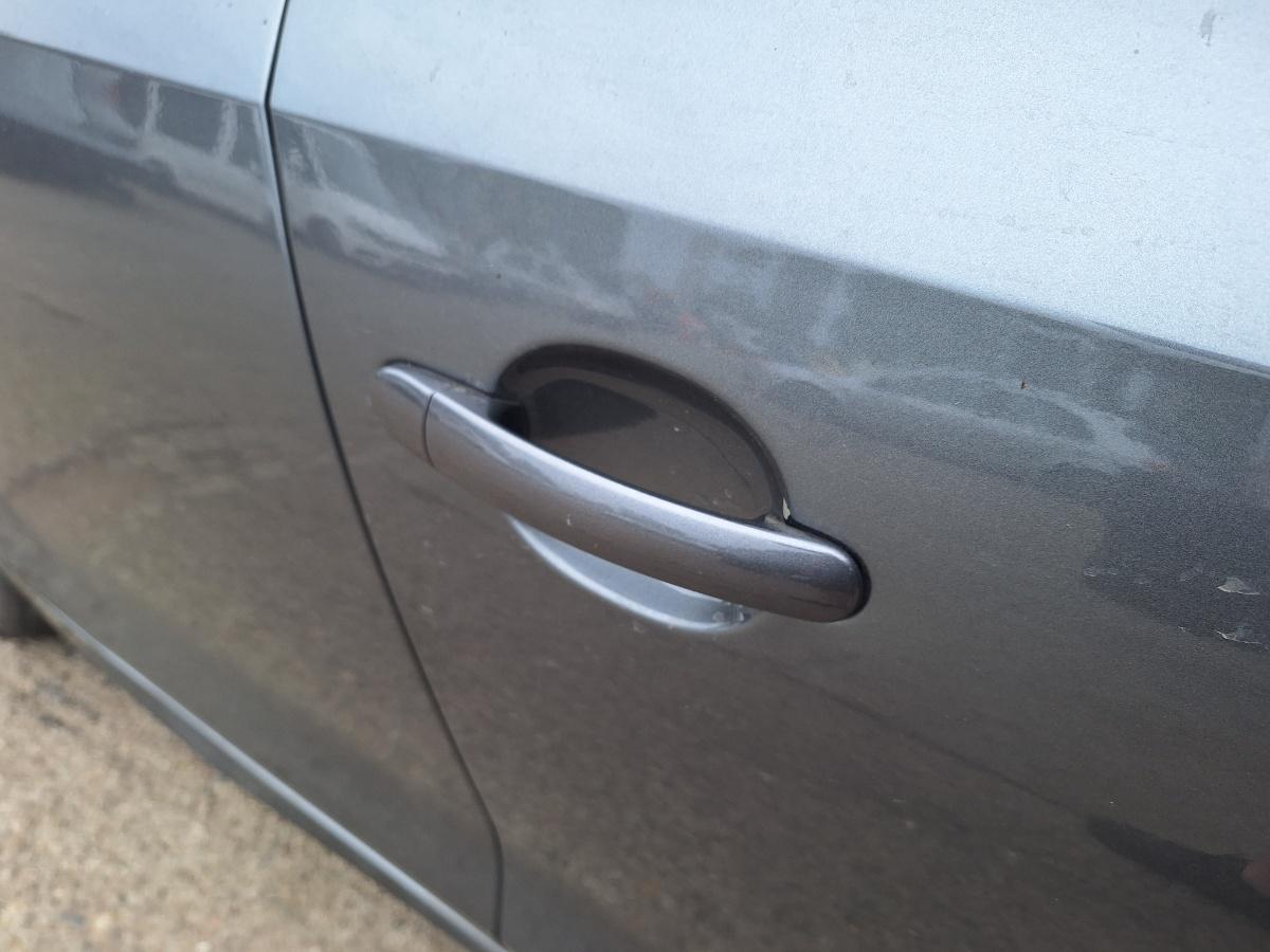Maner exterior portiera dreapta fata VOLKSWAGEN JETTA VI 162/163 2010 - 2018 2.0 TDI CLCA, CUUA 5N0837205M
