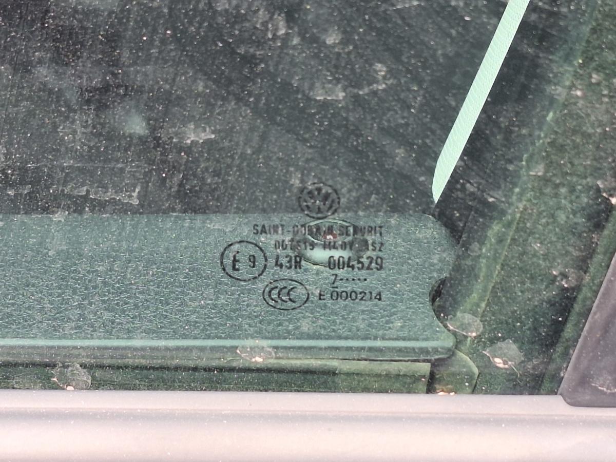 Geam portiera fata stanga fata VOLKSWAGEN JETTA VI 162/163 2010 - 2018 2.0 TDI CLCA, CUUA SAINT-GOBAIN 43R-004529