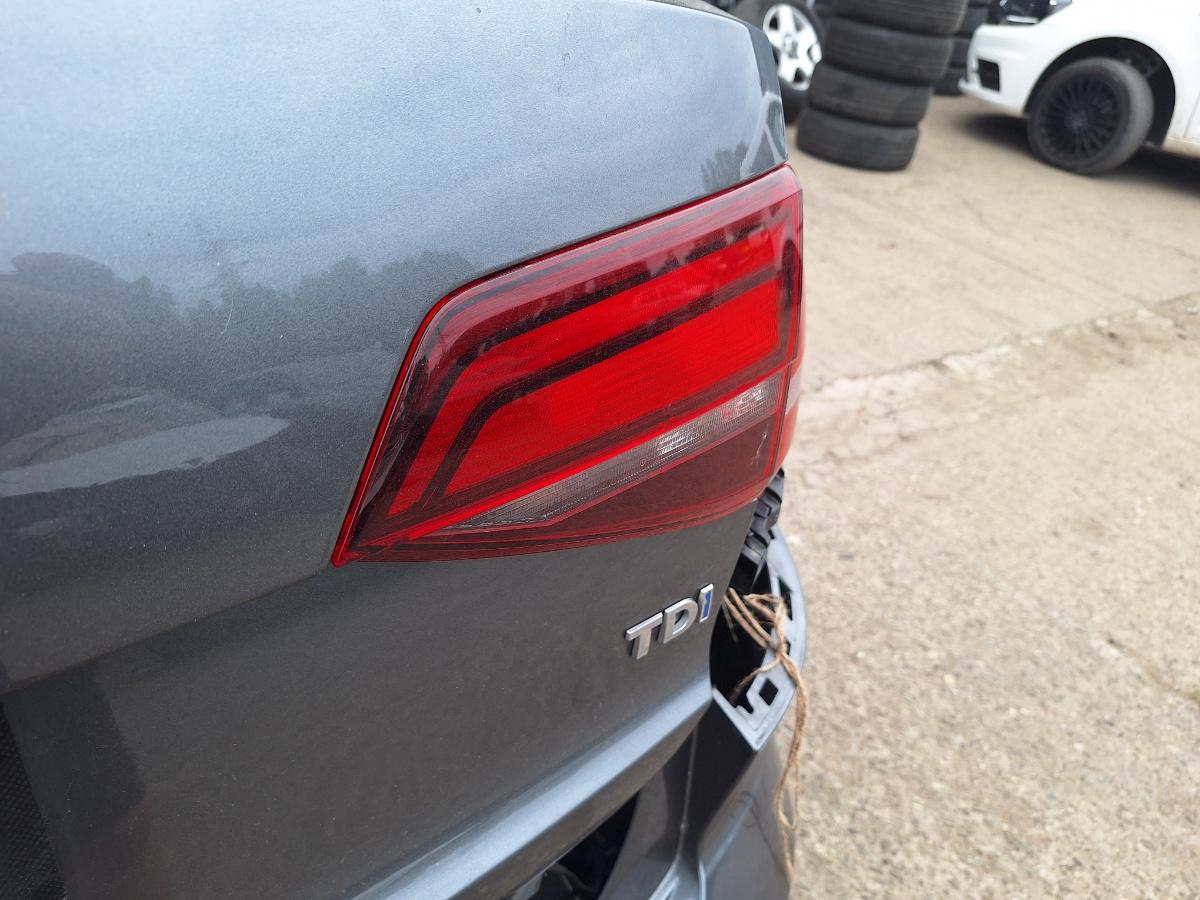 Stop hayon dreapta VOLKSWAGEN JETTA VI 162/163 2010 - 2018 2.0 TDI CLCA, CUUA