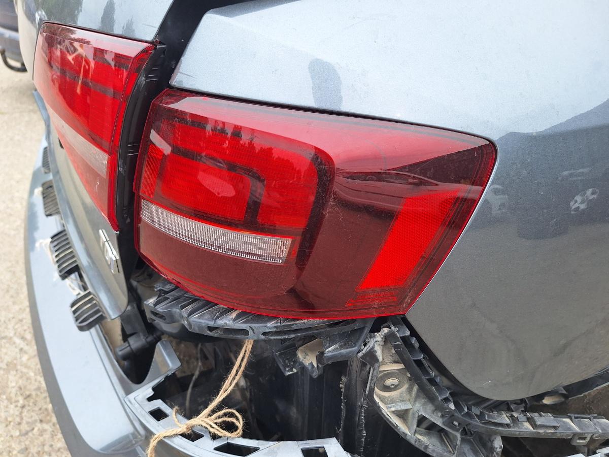 Lampa spate / Stop dreapta VOLKSWAGEN JETTA VI 162/163 2010 - 2018 2.0 TDI CLCA, CUUA 5C6945096N