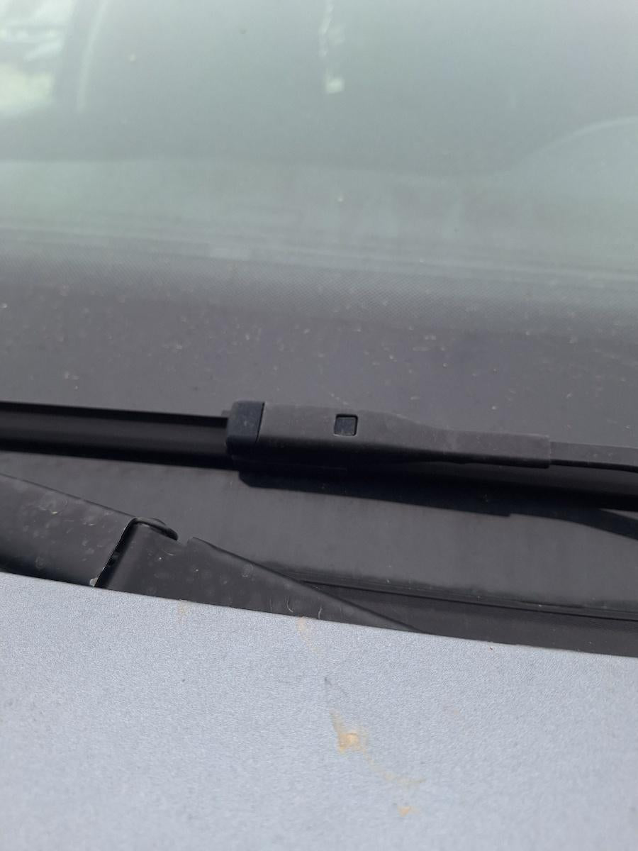 Brat stergator parbriz stanga VOLKSWAGEN JETTA VI 162/163 2010 - 2018 2.0 TDI CLCA, CUUA