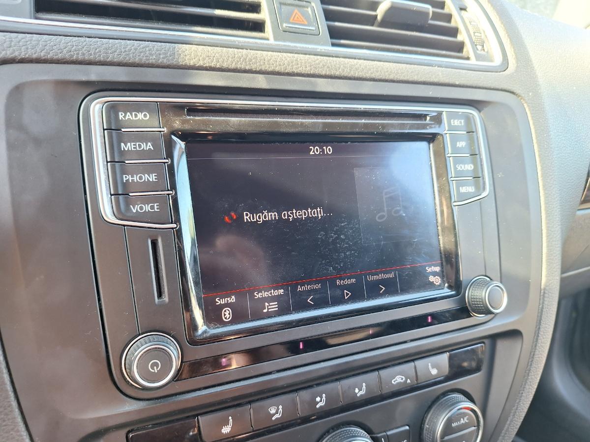 Consola multimedia navigatie MIB STD2 VOLKSWAGEN JETTA VI 162/163 2010 - 2018 5K7035200L