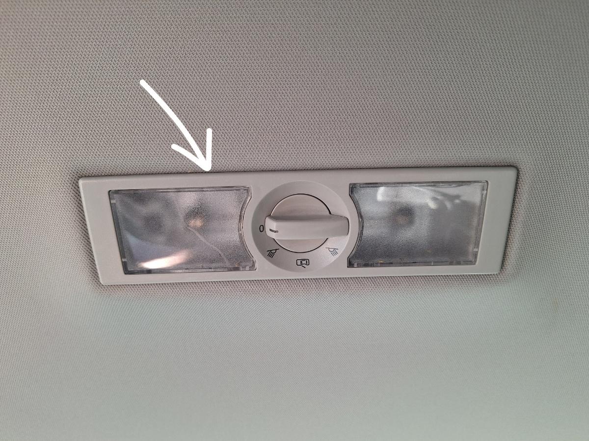 Plafoniera spate VOLKSWAGEN JETTA VI 162/163 2010 - 2018 2.0 TDI CLCA, CUUA