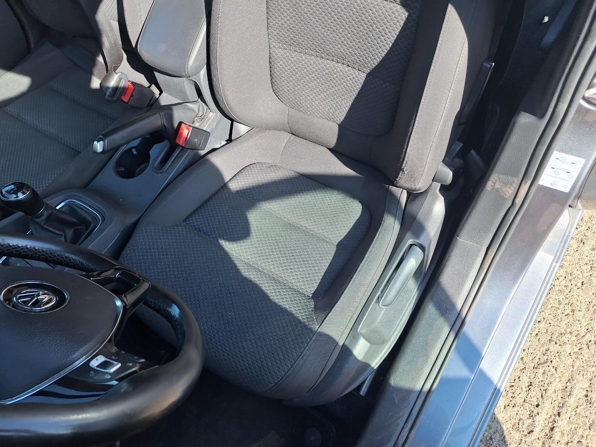 Scaun fata sofer stanga cu incalzire VOLKSWAGEN JETTA VI 162/163 2010 - 2018 2.0 TDI CLCA, CUUA