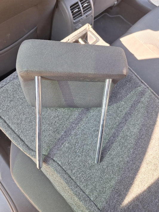 Tetiera bancheta spate stanga VOLKSWAGEN JETTA VI 162/163 2010 - 2018 2.0 TDI CLCA, CUUA