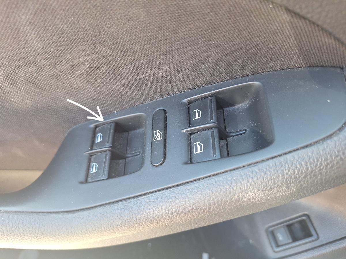 Butoane geamuri electrice VOLKSWAGEN JETTA VI 162/163 2010 - 2018 2.0 TDI CLCA, CUUA 1K4959857B