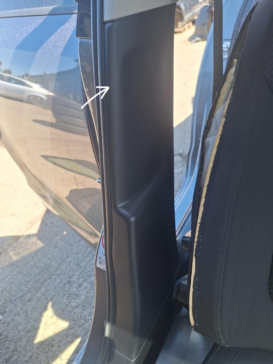 Ornament stalp (B) (inferior) dreapta VOLKSWAGEN JETTA VI 162/163 2010 - 2018 2.0 TDI CLCA, CUUA