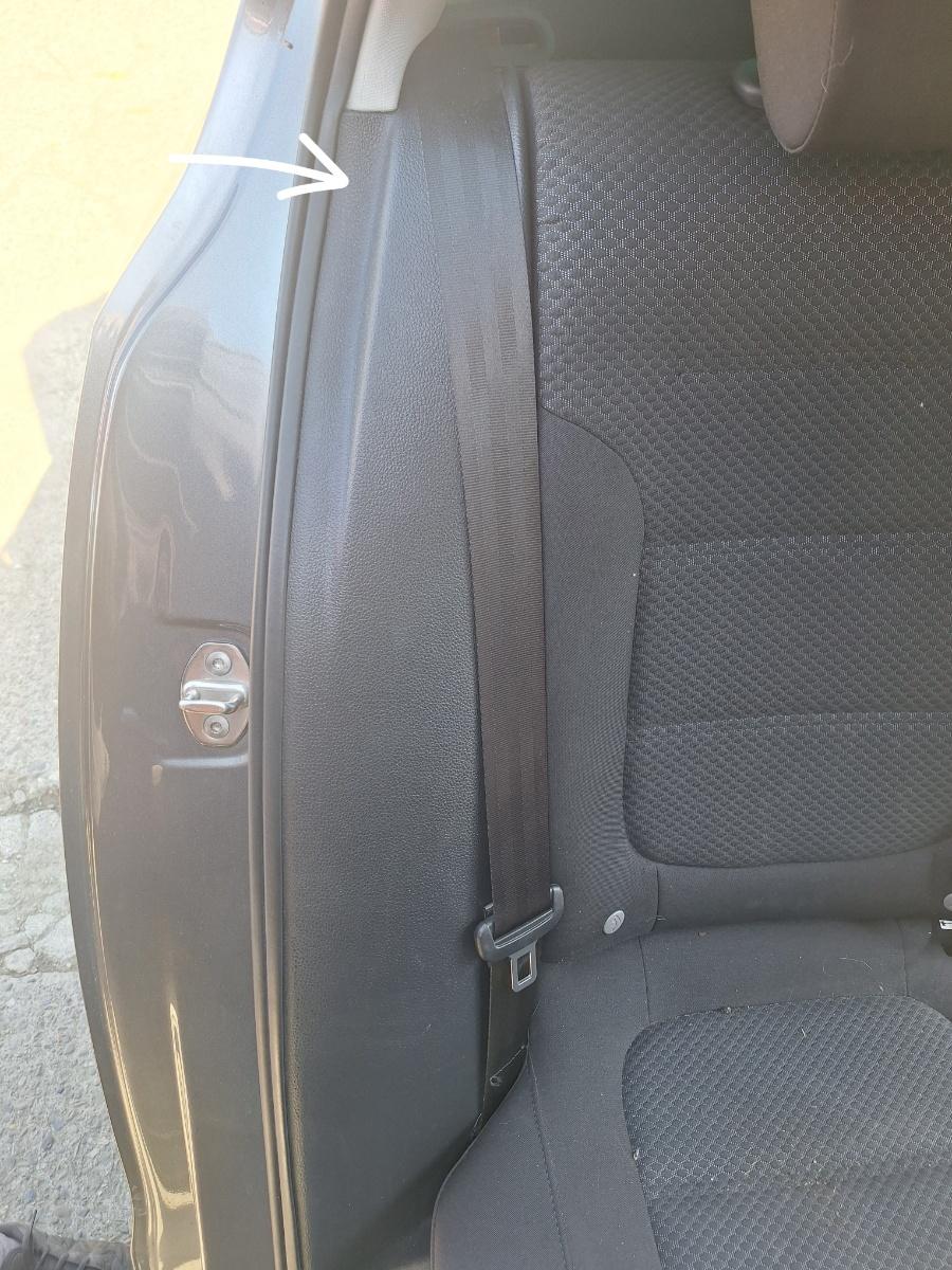 Ornament inferior lateral banchetă spate VOLKSWAGEN JETTA VI 162/163 2018 2.0 TDI CUUA 81KW|110HP 2018