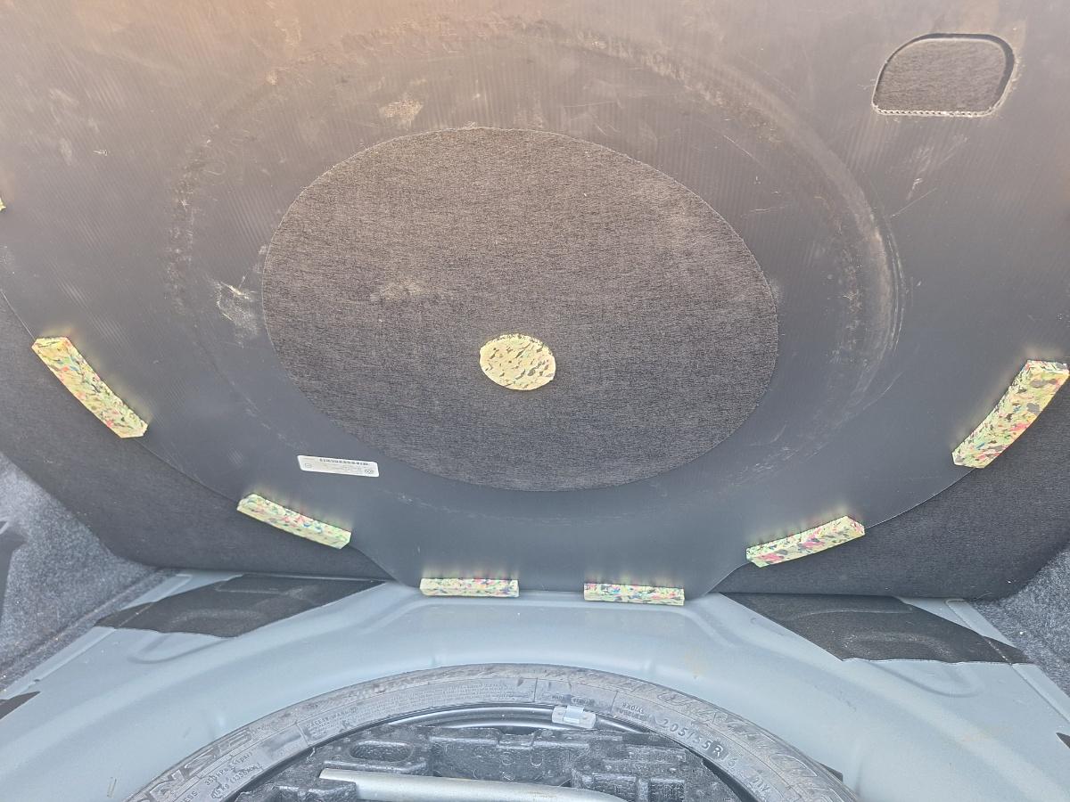 Capitonaj portbagaj VOLKSWAGEN JETTA VI 162/163 2010 - 2018 2.0 TDI CLCA, CUUA 5C6863463 1BS