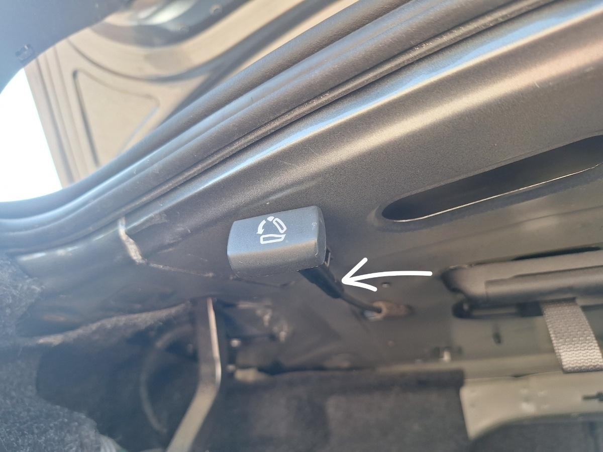 Maner bancheta spate stanga VOLKSWAGEN JETTA VI 162/163 2010 - 2018 2.0 TDI CLCA, CUUA
