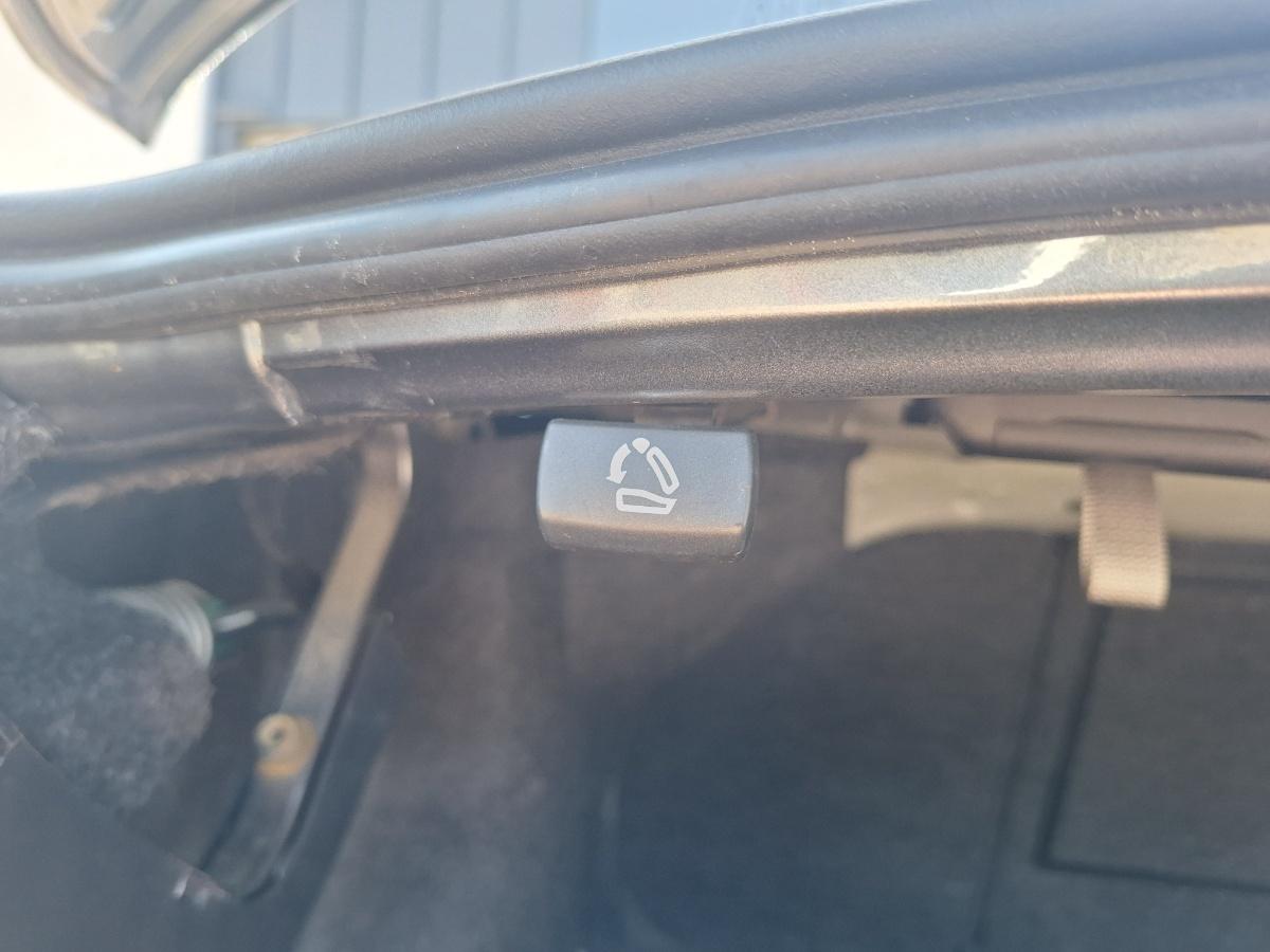 Maner bancheta spate stanga VOLKSWAGEN JETTA VI 162/163 2010 - 2018 2.0 TDI CLCA, CUUA