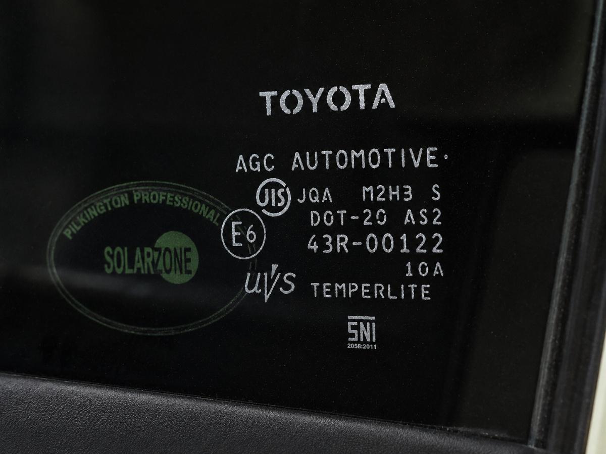 Geam usa stanga spate TOYOTA PRIUS _W3_ 2008 -> 1.8 Hybrid 2ZR-FXE 6810447051
