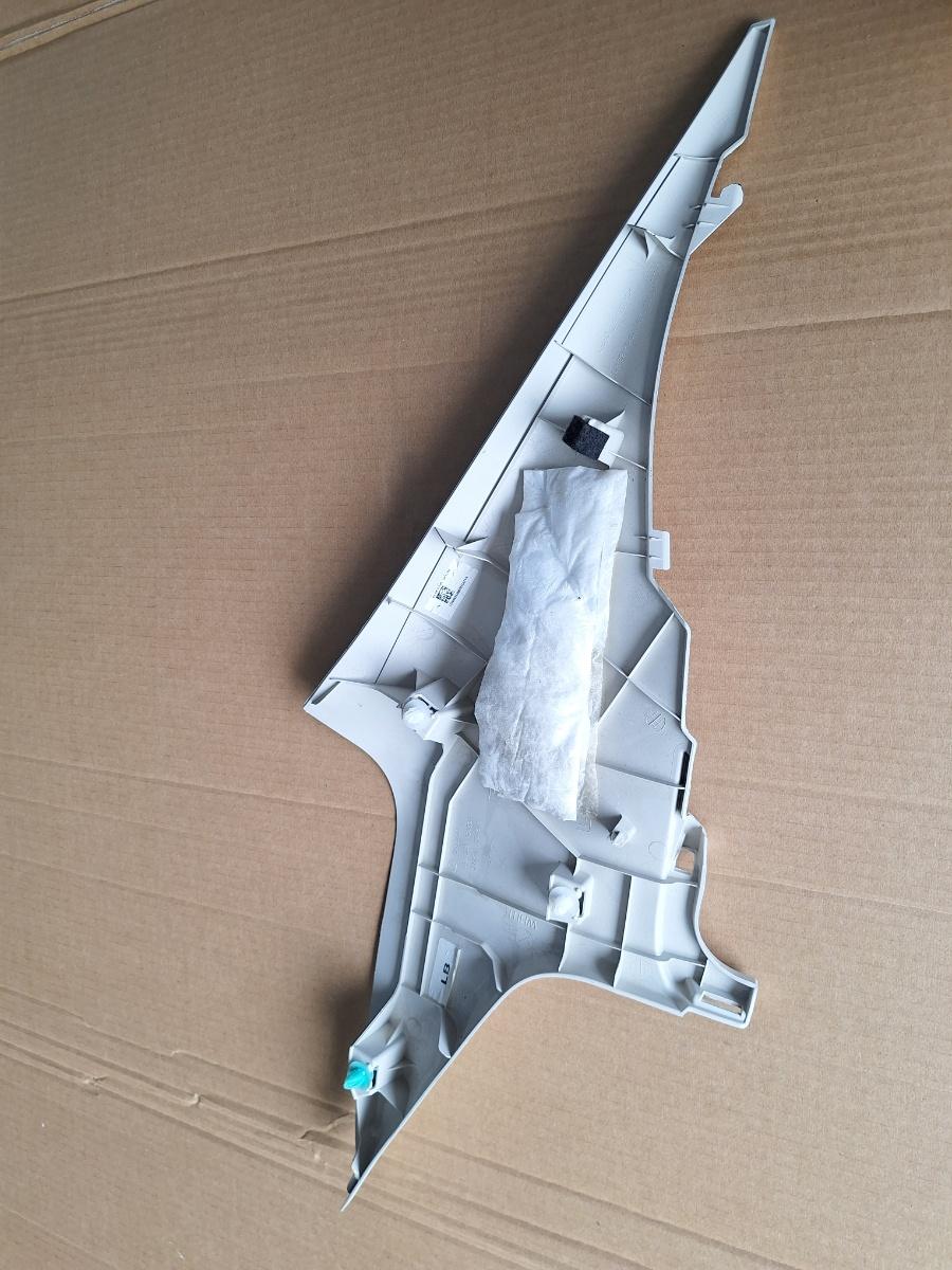 Ornament stalp (D) (superior) stanga spate TOYOTA COROLLA _E21_ 2018 -> 1.8 Hybrid 2ZR-FXE 304383-304531 304383304531