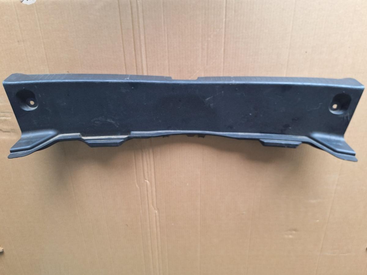 Ornament finitie portbagaj TOYOTA COROLLA _E21_ 2018 -> 1.8 Hybrid 2ZR-FXE 58387-02340 5838702340