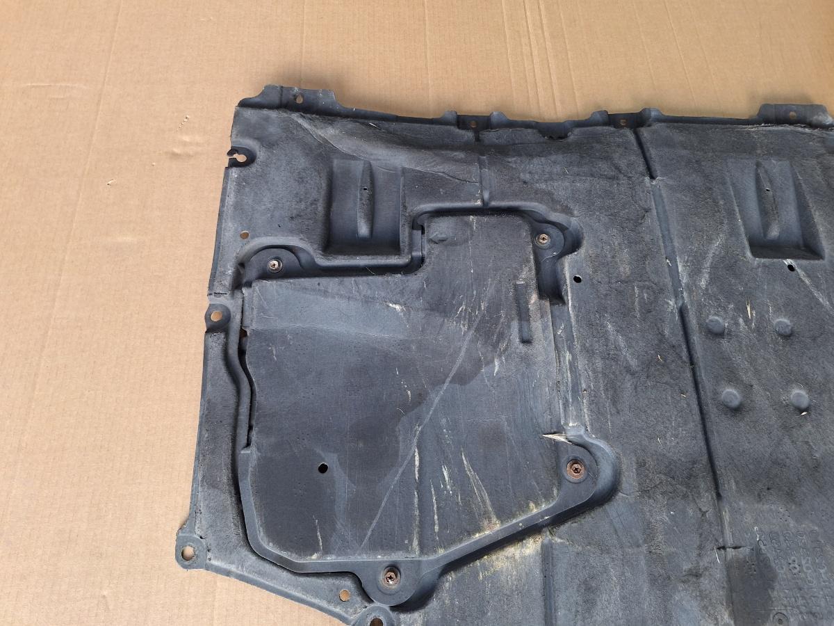 Scut de protectie motor TOYOTA COROLLA _E21_ 2018 -> 1.8 Hybrid 2ZR-FXE 51410-02310