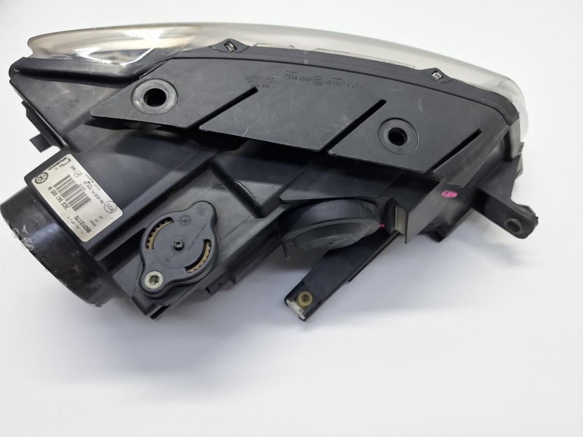 Far halogen stanga VOLKSWAGEN PASSAT 3C2 2005 - 2010 2.0 TDI 16V BKP, CBAB Valeo 89312170 3C0941005M