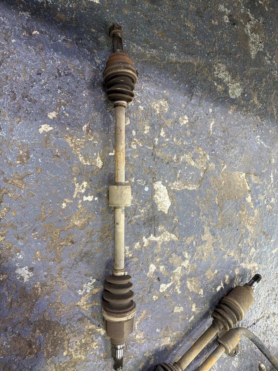 Planetara dreapta SUZUKI ALTO FF 2004 - 2009 1.1 F10D, F10DN 44101M79FCO