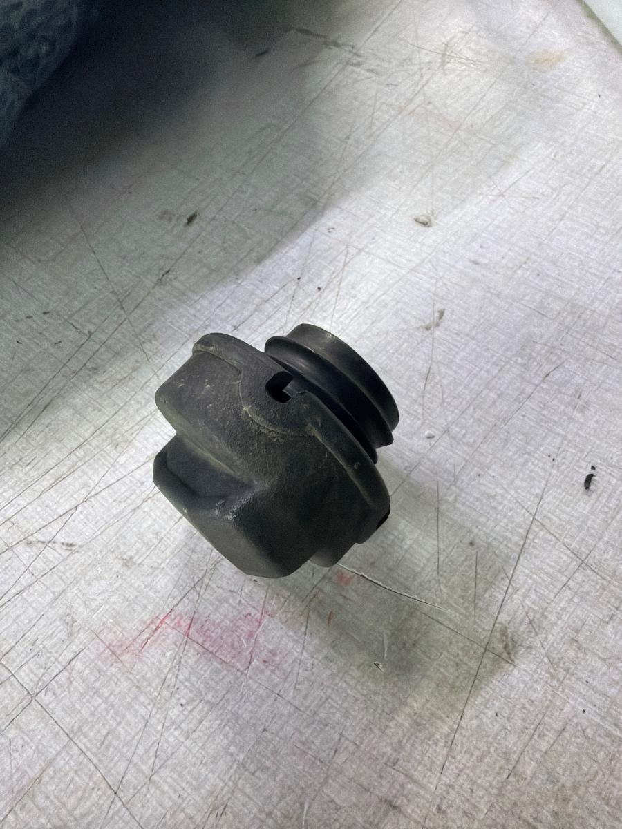 Capac rezervor combustibil AUDI A3 8L1 1996 - 2006, SKODA KAMIQ [ 2018 -> ] 1.5 TSI ACT EVO DPCA VAG 1H0201553B