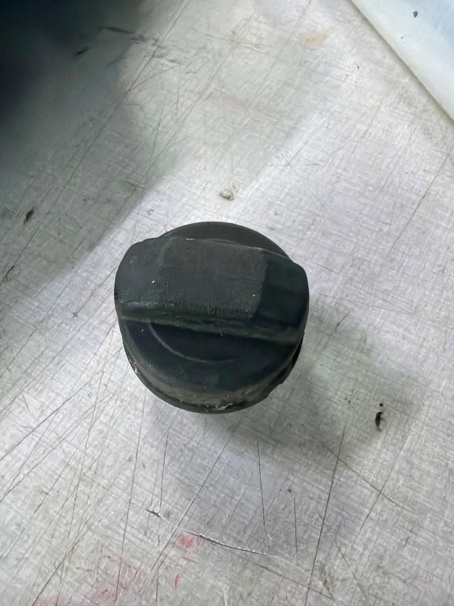 Capac rezervor combustibil AUDI A3 8L1 1996 - 2006, SKODA KAMIQ [ 2018 -> ] 1.5 TSI ACT EVO DPCA VAG 1H0201553B