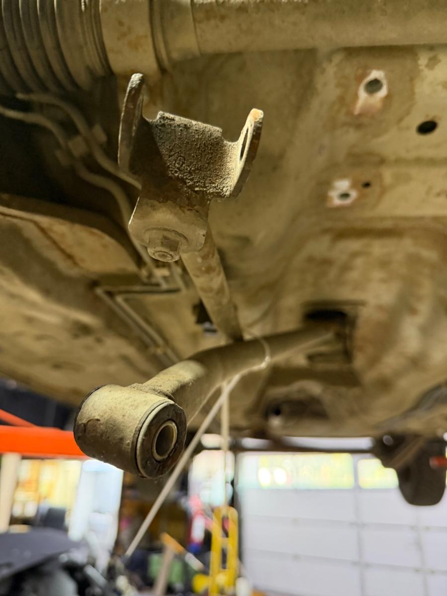 Schimbator de viteze timonerie cu tije SUZUKI ALTO FF 2004 - 2009 1.1 F10D, F10DN