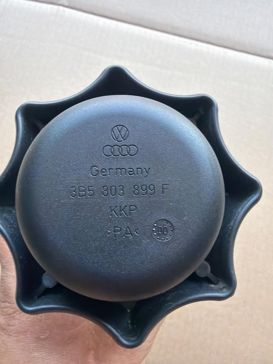 Ornament roata de rezerva VOLKSWAGEN PASSAT 3B3 2000 - 2005 1.9 TDI AVF, AWX 3B5803899F