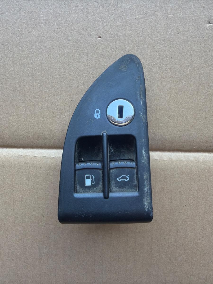Buton deschidere usita rezervor VOLKSWAGEN PASSAT 3B3 2000 - 2005 1.9 TDI AVF, AWX 1J0959831A