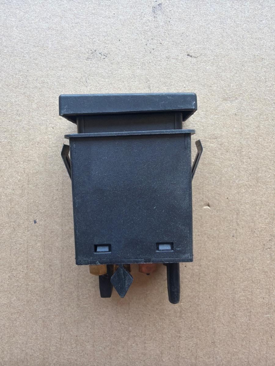 Comutator dezaburire luneta VOLKSWAGEN PASSAT 3B3 2000 - 2005 1.9 TDI AVF, AWX 3B0959621C