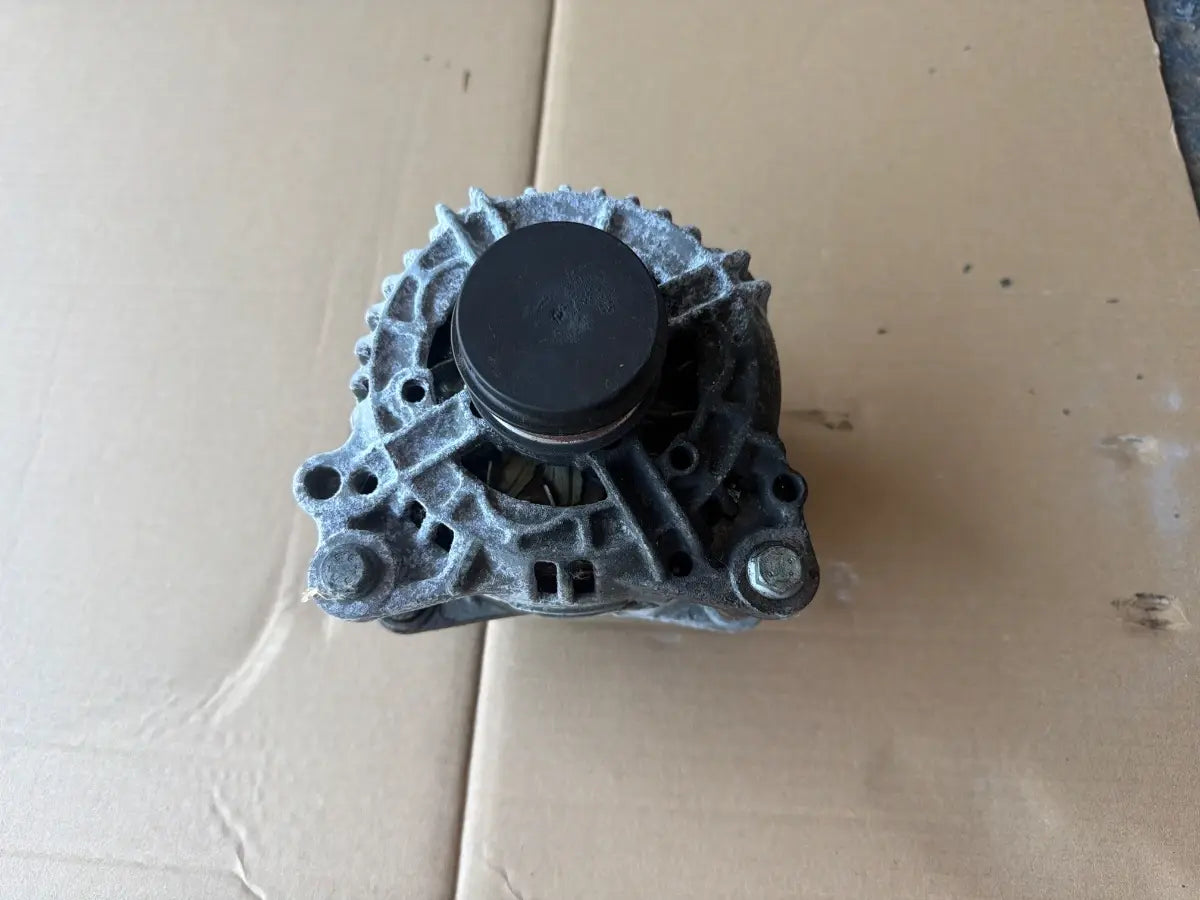 Alternator 120A VOLKSWAGEN PASSAT 3B3 2000 - 2005 1.9 TDI AVF, AWX BOSCH 0124515083 028903031