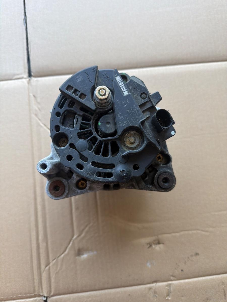 Alternator 120A VOLKSWAGEN PASSAT 3B3 2000 - 2005 1.9 TDI AVF, AWX BOSCH 0124515083 028903031