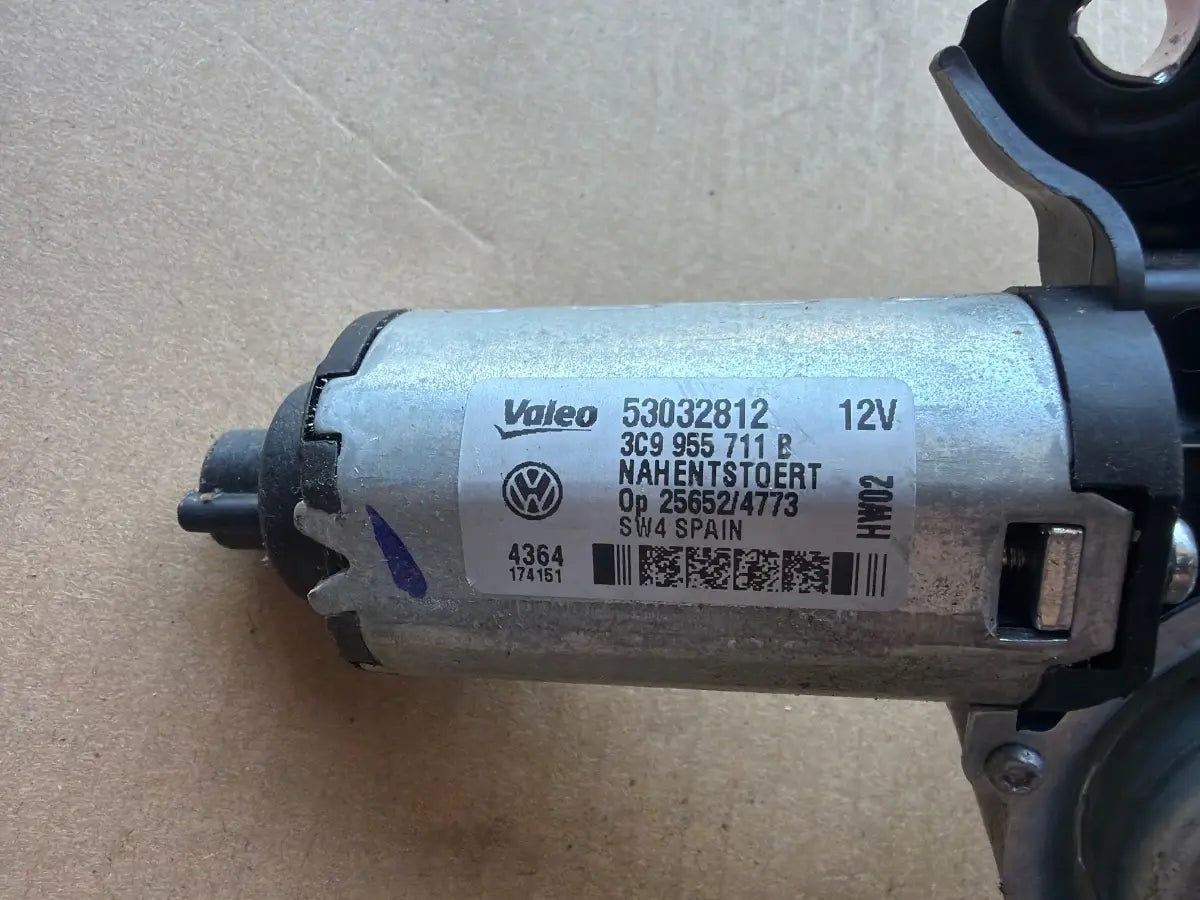 Mecanism stergator luneta VOLKSWAGEN PASSAT 365 2010 - 2014 2.0 TDi BlueMotion CFFB Valeo 53032812 3C9955711B