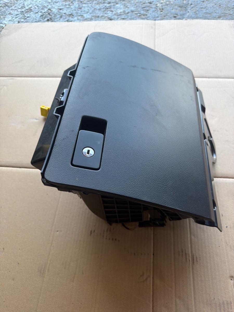VOLKSWAGEN PASSAT 365 2010 - 2014 2.0 TDi BlueMotion CFFB 3AB857097F