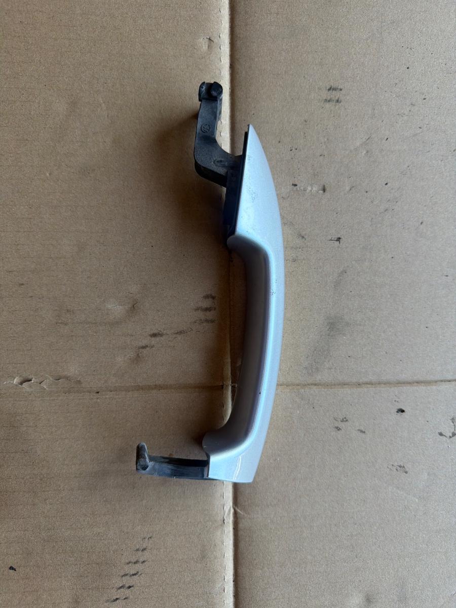 Maner exterior portiera spate dreapta LA7W VOLKSWAGEN PASSAT 365 2010 - 2014 3C0837206