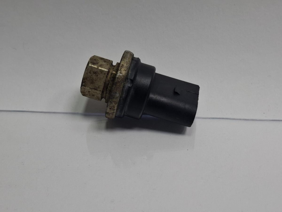 Senzor de presiune aer conditionat (AC) AUDI A4 III 8EC, B7 2004 - 2008 2.0 TDI BPW 8E0959126