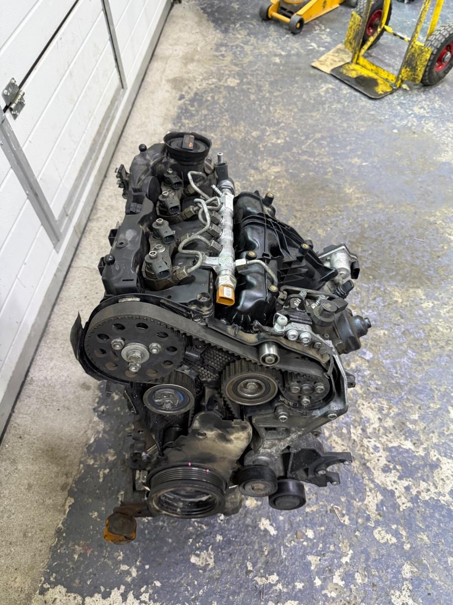Motor complet cu injectie AUDI Q5 8RB 2011 - 2015 2.0 TDI CGLB CGL CGLC CGLD