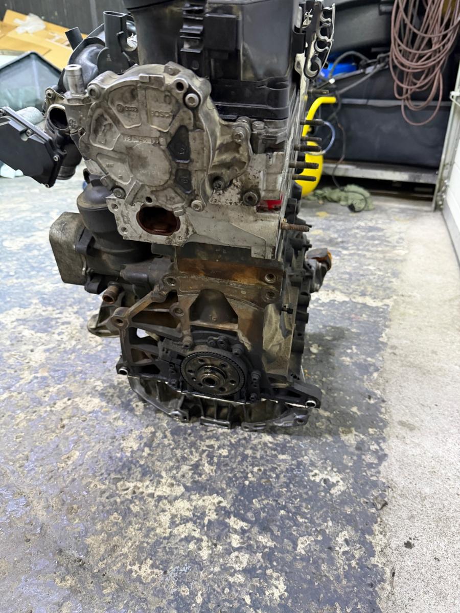 Motor complet cu injectie AUDI Q5 8RB 2011 - 2015 2.0 TDI CGLB CGL CGLC CGLD