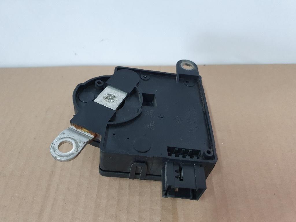 Calculator baterie AUDI A6/S6 III Saloon 4F2, C6 2004 - 2011 BOSCH 0199000013 4F0915181A
