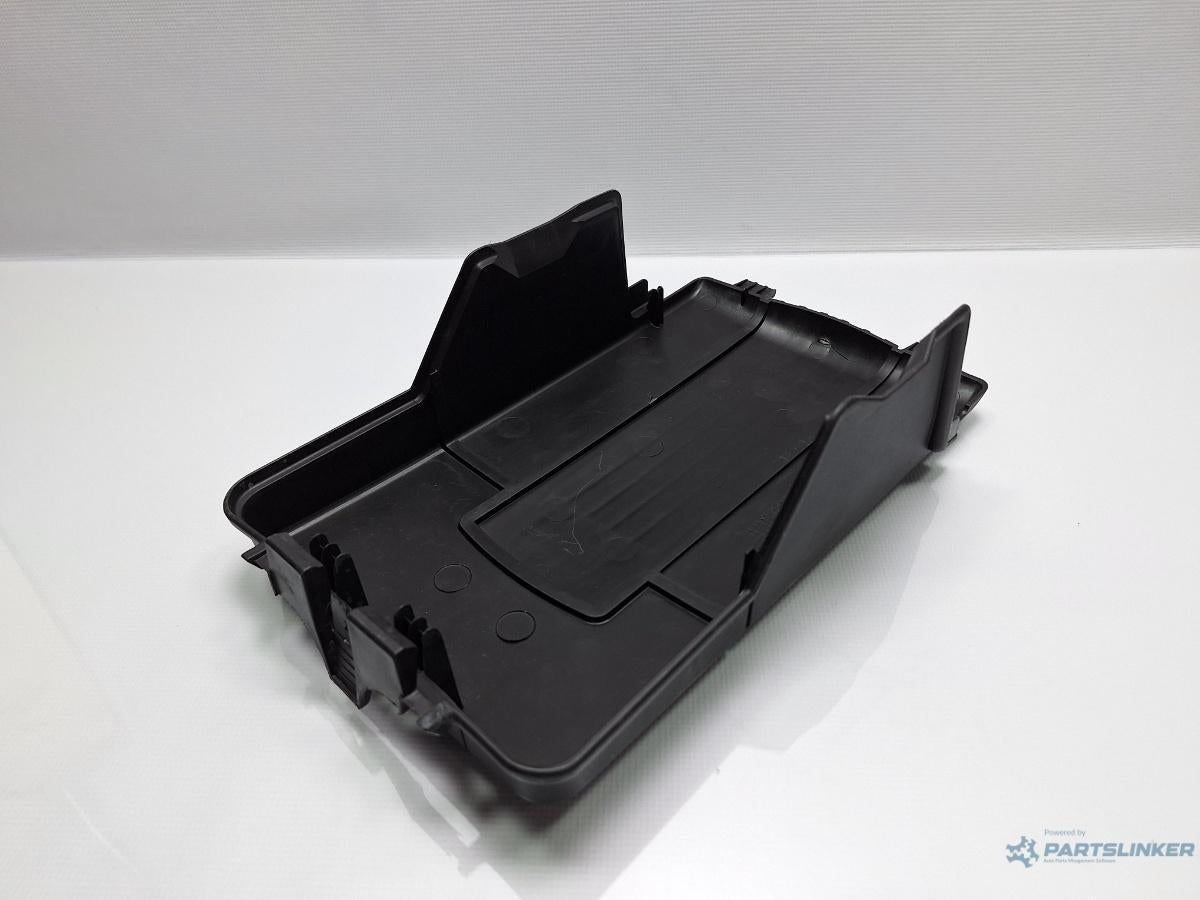 Capac carcasa baterie VOLKSWAGEN PASSAT VARIANT B7 [ 2010 - 2014 ] 2.0 BlueTDI, VOLKSWAGEN GOLF VI Variant AJ5 2009 - 2013 1.6 TDI CAYC VAG 3C0915443A