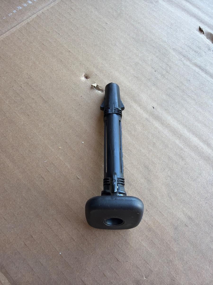 Suport tetiera scaun fata stanga HYUNDAI i20 [ 2020 -> ] 88385-C8000 88385C8000