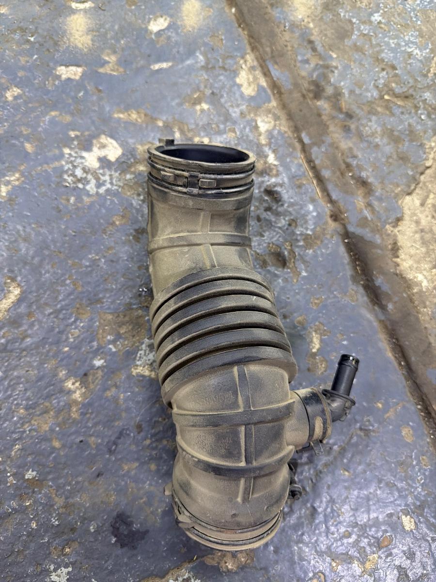 Furtun admisie aer HYUNDAI i20 [ 2020 -> ] 28130-Q0050 28130Q0050