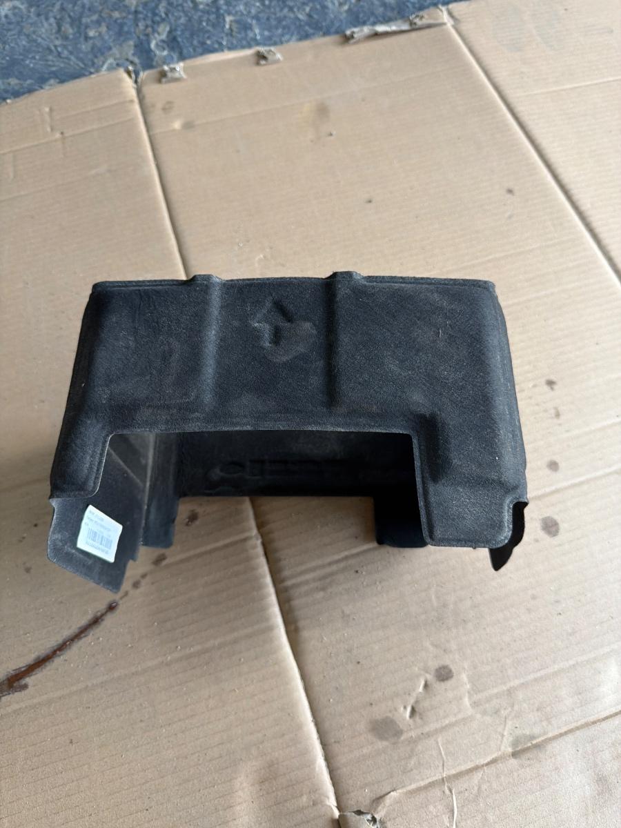 Protectie termica tavita baterie HYUNDAI i20 [ 2020 -> ] 37112-Q0000 37112Q0000