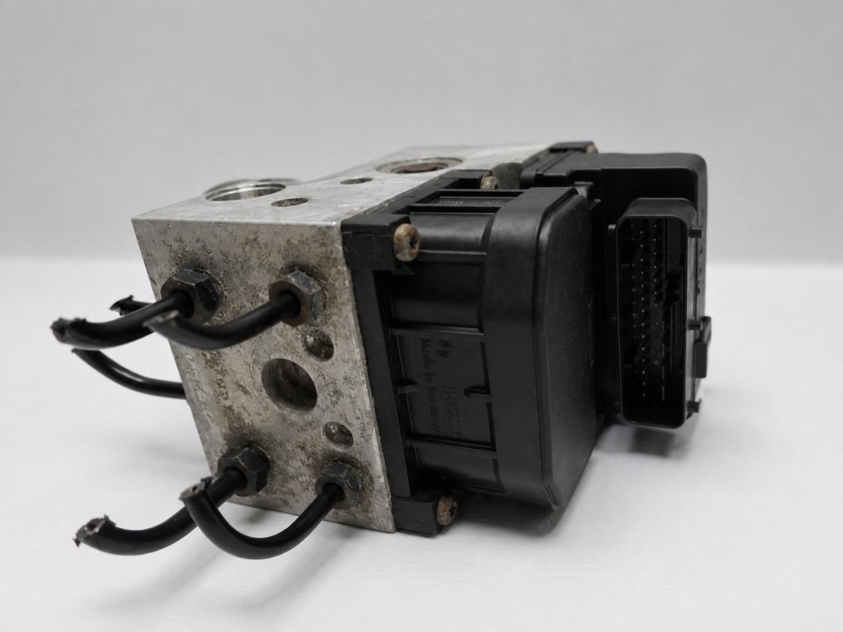 Pompa ABS VOLKSWAGEN PASSAT 3B2 1996 - 2001 1.6 ADP, AHL, ANA, ARM, AUDI A4 II 8E2, B6 2000 - 2005 8E0614111
