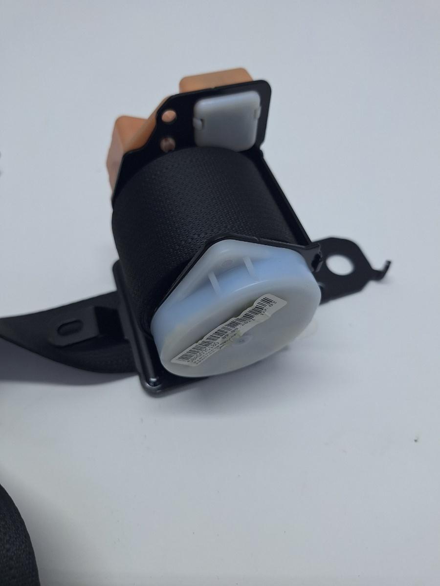 Centura de siguranta mijloc (spate) TOYOTA COROLLA _E21_ 2018 -> 1.8 Hybrid 2ZR-FXE 73350-02180
