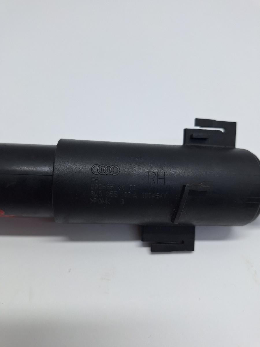 Duze spalator far dreapta AUDI A4 IV Avant 8K5, B8 2007 - 2015 2.0 TDI CAGA, CJCA, CMEA, CMFA 8K0955102A