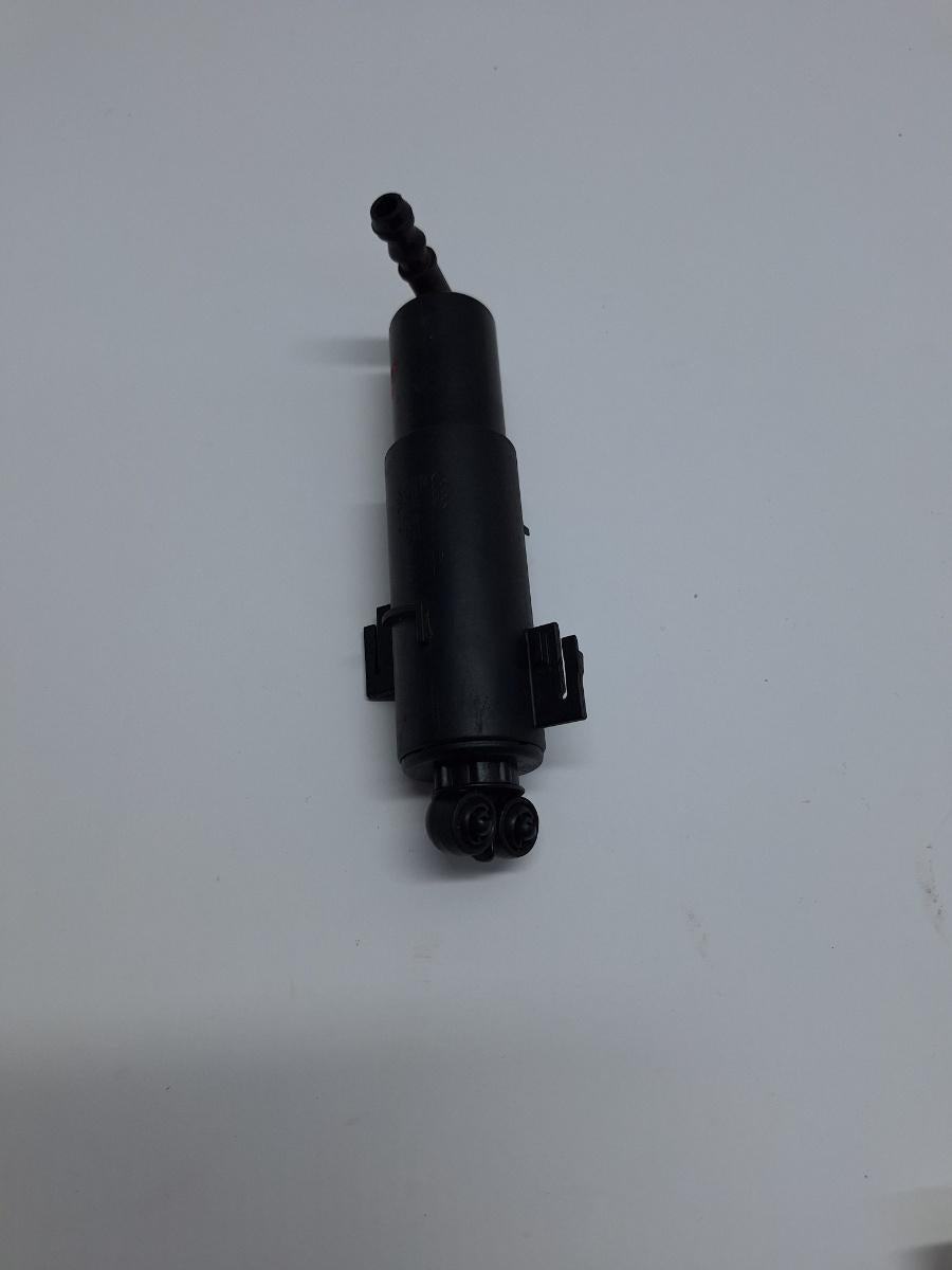 Duze spalator far dreapta AUDI A4 IV Avant 8K5, B8 2007 - 2015 2.0 TDI CAGA, CJCA, CMEA, CMFA 8K0955102A