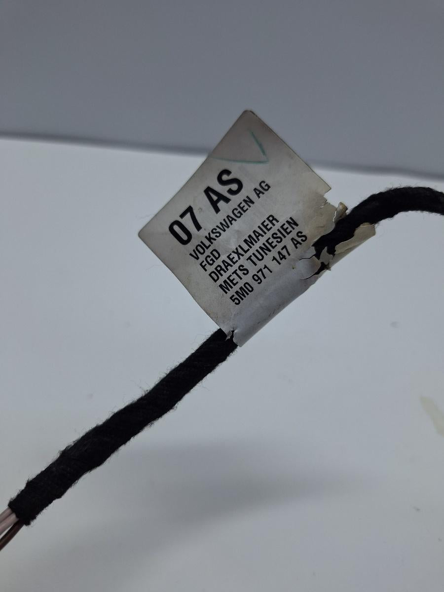 Mufa conector VOLKSWAGEN GOLF PLUS 5M1, 521 2004 - 2013 2.0 TDI BMM 1J0973704
