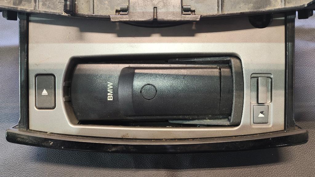TELEFON BMW E65 E66 Seria 7 COMPLET CU SUPORT SI RAMA 7032886 51457032886 7032886 51457032886 311520700