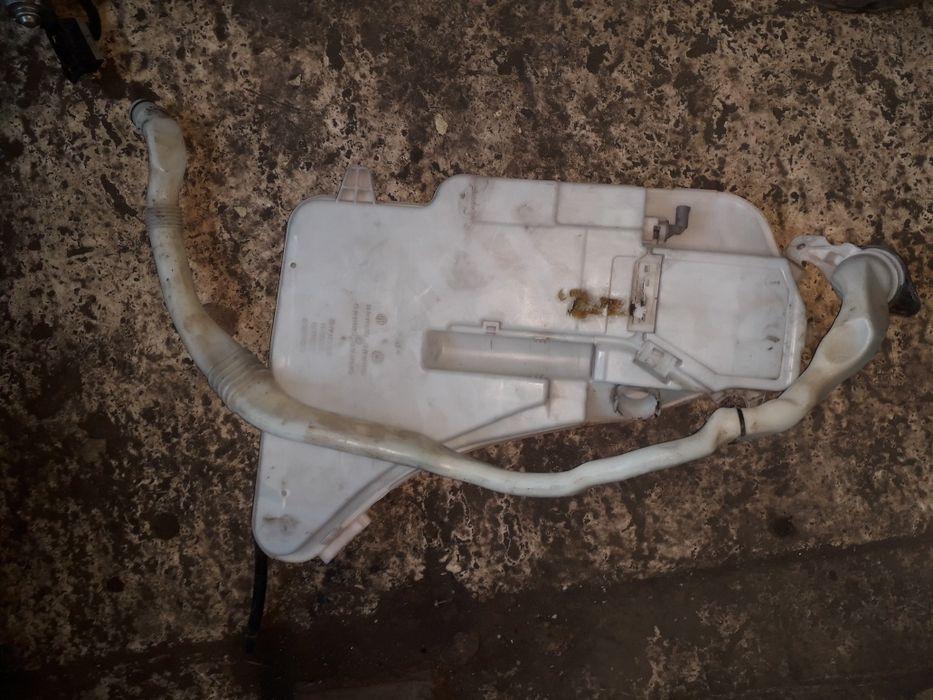 Vas lichid parbriz bmw f10 f11
