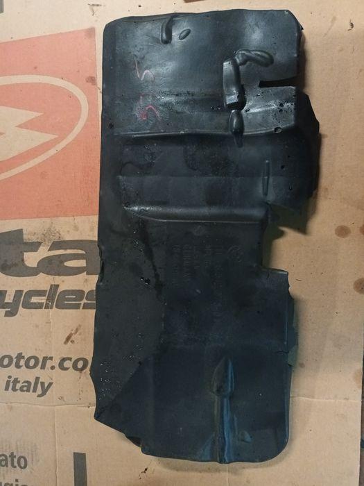 Burete izolant bmw f10 f11 f30 f36 f15 f25 f01 f07, n57, 3.0 d, 8512278