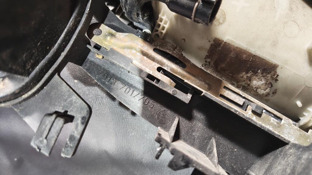 MANER BMW E65 Seria 7 7013701 7013702